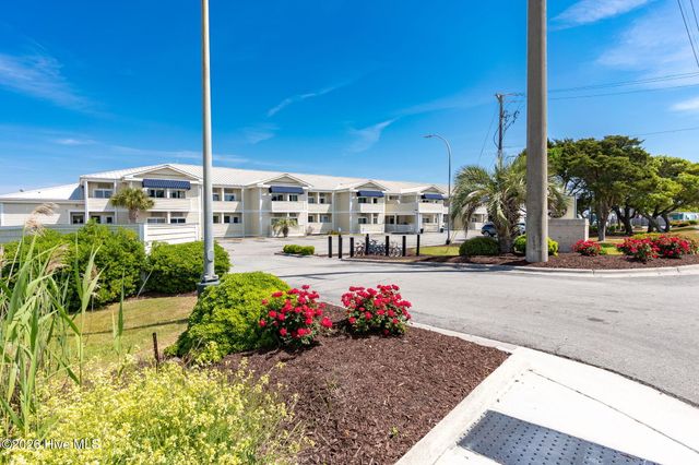 602 W Fort Macon Road 232, Atlantic Beach, NC 28512