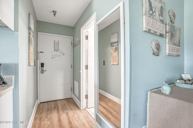 602 W Fort Macon Road 232, Atlantic Beach, NC 28512