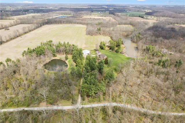 3911 Campbell Road, Perry Twp, OH 45118