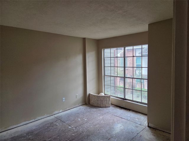 7971 Kendalia Drive, Houston, TX 77036