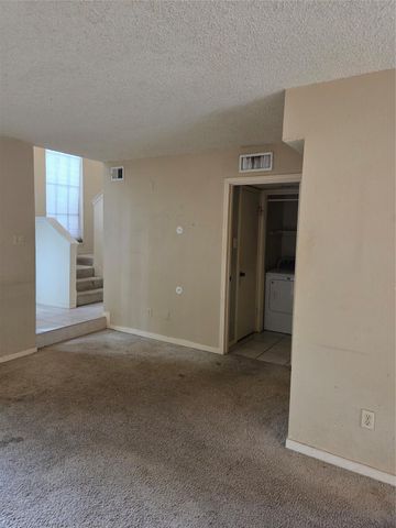 7971 Kendalia Drive, Houston, TX 77036
