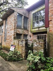 7971 Kendalia Drive, Houston, TX 77036