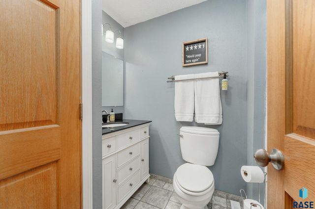 47205 94th St, Sioux Falls, SD 57108
