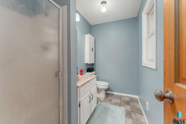47205 94th St, Sioux Falls, SD 57108
