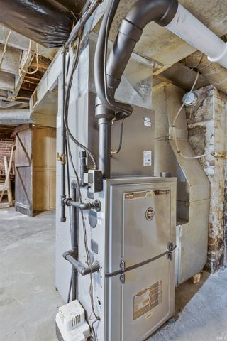 1409 W Maryland Street, Evansville, IN 47710