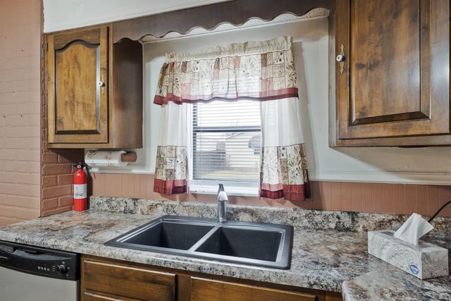 1409 W Maryland Street, Evansville, IN 47710