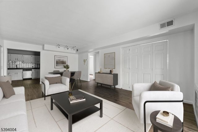 221 Ringwood Ave A12 A12, Pompton Lakes Boro, NJ 07442