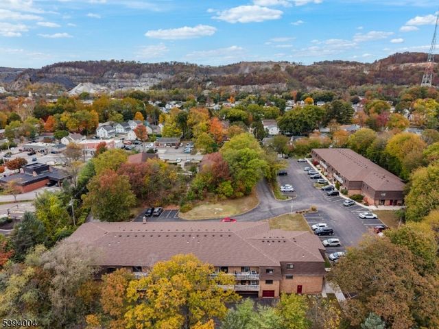 221 Ringwood Ave A12 A12, Pompton Lakes Boro, NJ 07442