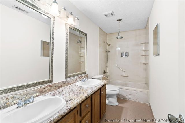 444 Georgetown Circle, Fayetteville, NC 28314