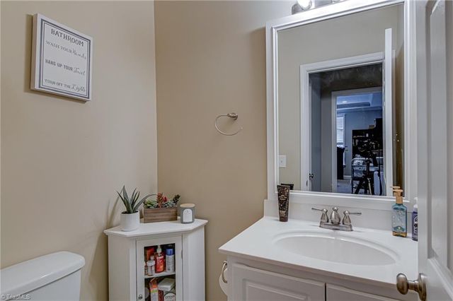 112 Redberry Lane, Winston-salem, NC 27107