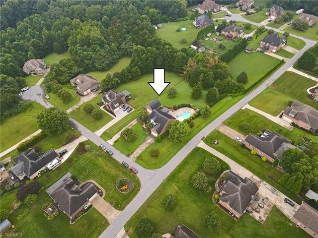 112 Redberry Lane, Winston-salem, NC 27107