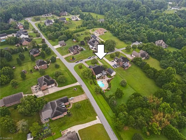 112 Redberry Lane, Winston-salem, NC 27107