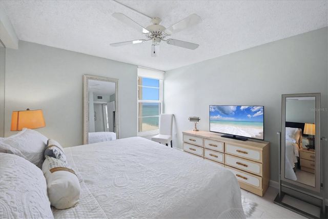 629 ALHAMBRA ROAD 702, Venice, FL 34285