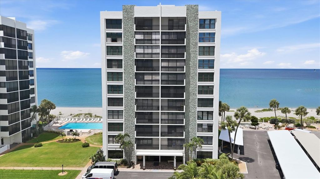 629 ALHAMBRA ROAD 702, Venice, FL 34285