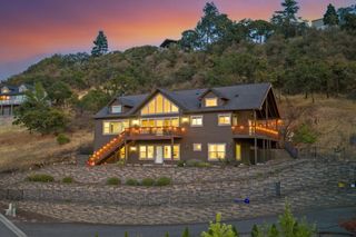 4112 Barbara Jean Way, Medford, OR 97504