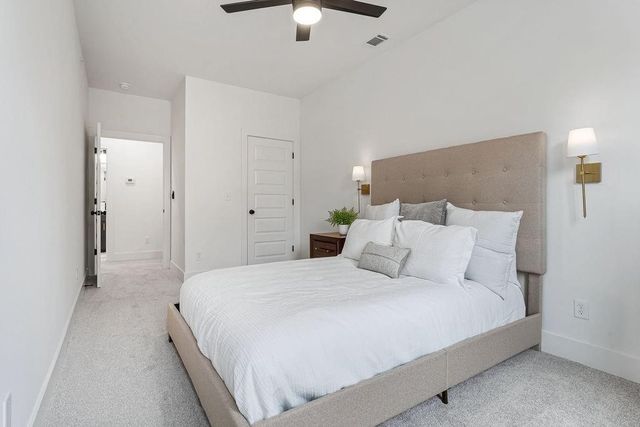 4110 W Wood Street, Rogers, AR 72756