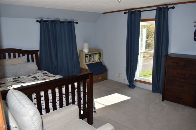 1146 Baltzley Valley Road SE, New Philadelphia, OH 44663