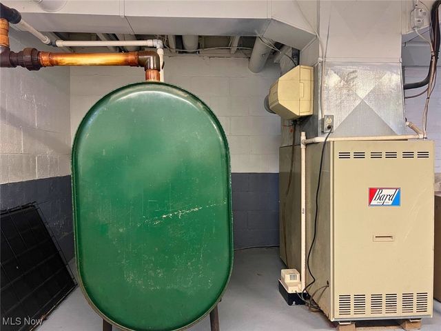 1146 Baltzley Valley Road SE, New Philadelphia, OH 44663