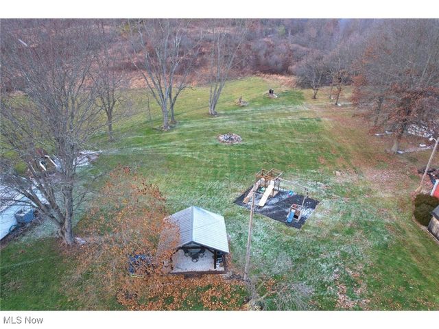 1146 Baltzley Valley Road SE, New Philadelphia, OH 44663