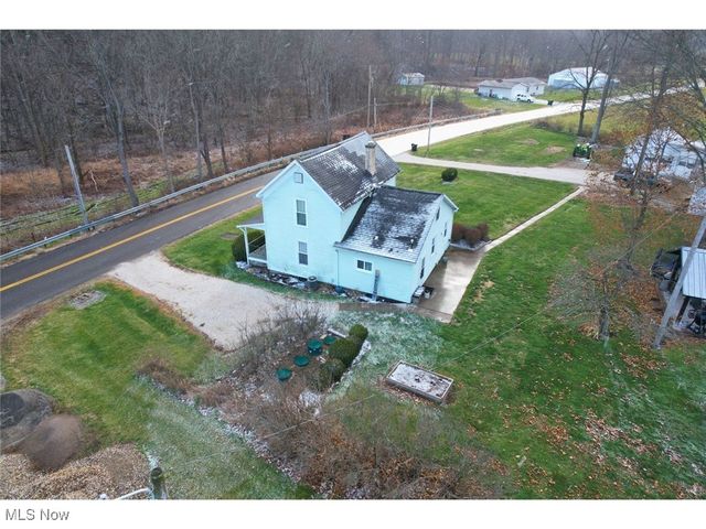 1146 Baltzley Valley Road SE, New Philadelphia, OH 44663