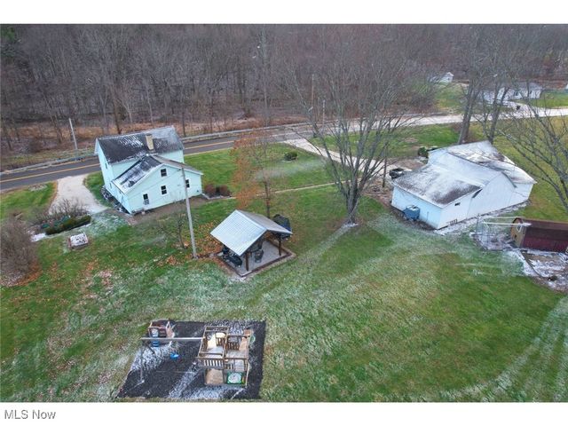 1146 Baltzley Valley Road SE, New Philadelphia, OH 44663