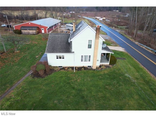 1146 Baltzley Valley Road SE, New Philadelphia, OH 44663