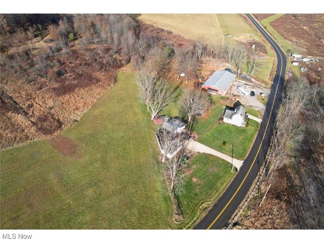 1146 Baltzley Valley Road SE, New Philadelphia, OH 44663