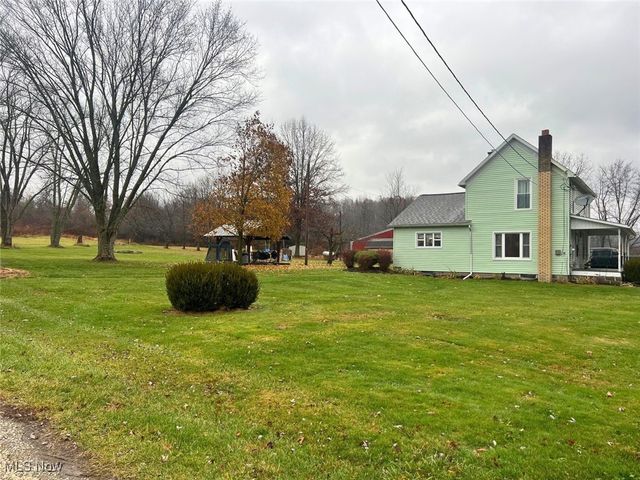 1146 Baltzley Valley Road SE, New Philadelphia, OH 44663
