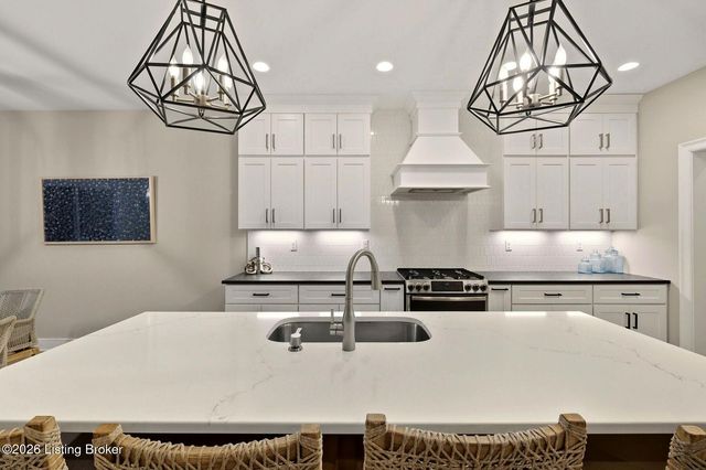 7505 Lone Oak Ct, Crestwood, KY 40014