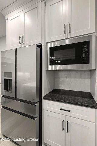 7505 Lone Oak Ct, Crestwood, KY 40014