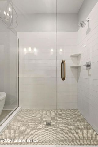 7505 Lone Oak Ct, Crestwood, KY 40014