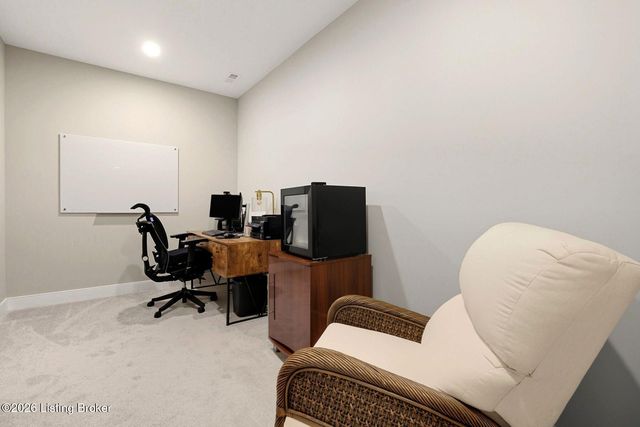 7505 Lone Oak Ct, Crestwood, KY 40014