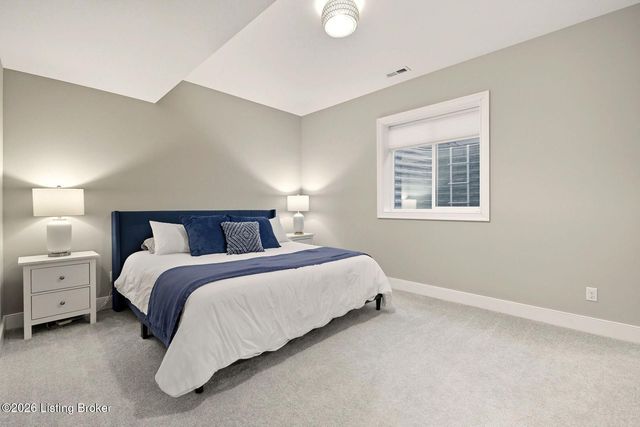 7505 Lone Oak Ct, Crestwood, KY 40014