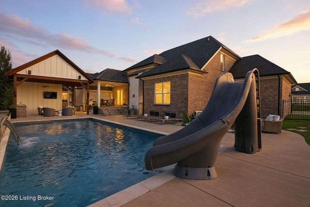 7505 Lone Oak Ct, Crestwood, KY 40014