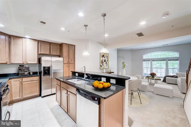 2513 EASTBOURNE DR, Woodbridge, VA 22191