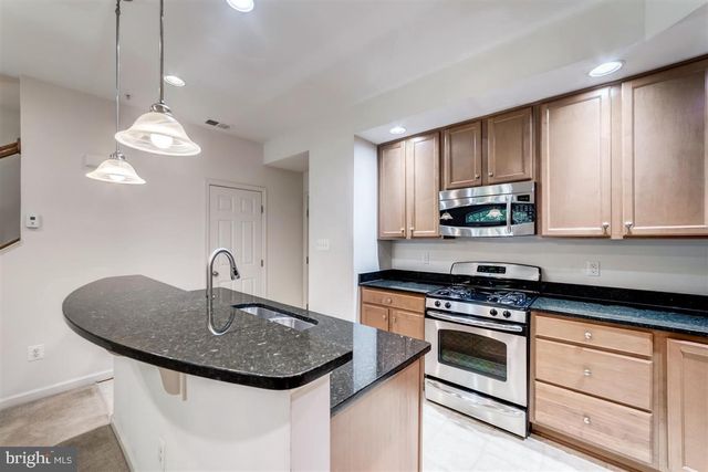 2513 EASTBOURNE DR, Woodbridge, VA 22191