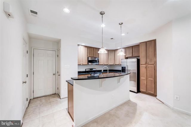 2513 EASTBOURNE DR, Woodbridge, VA 22191