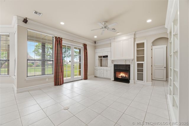 14545 E Quail Run Street, Claremore, OK 74017