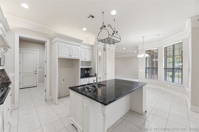 14545 E Quail Run Street, Claremore, OK 74017