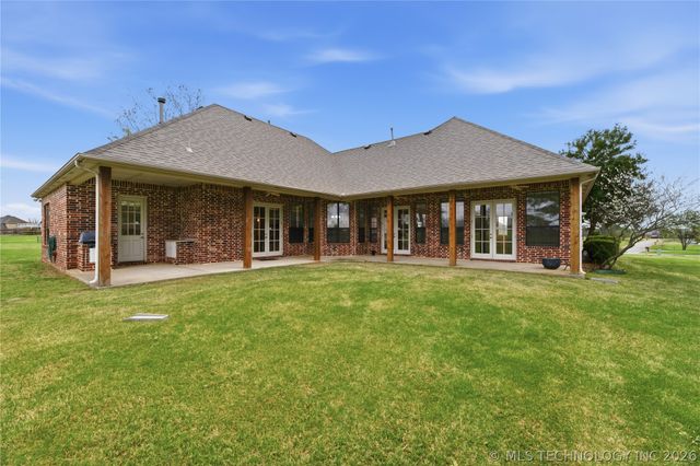 14545 E Quail Run Street, Claremore, OK 74017