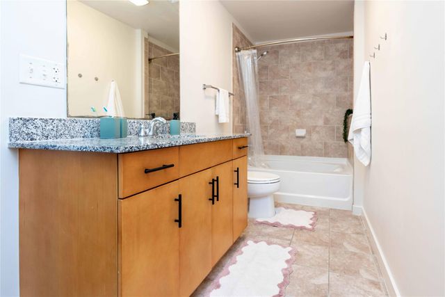 360 Nueces ST 1214, Austin, TX 78701