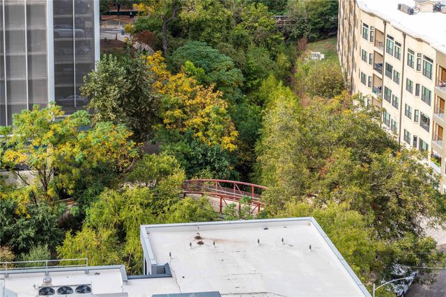 360 Nueces ST 1214, Austin, TX 78701