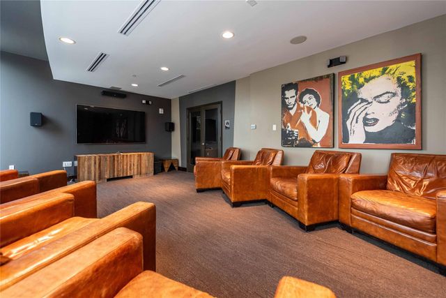 360 Nueces ST 1214, Austin, TX 78701