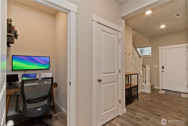 28252 33rd Place S, Auburn, WA 98001