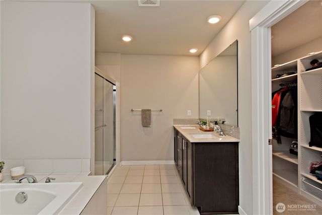 28252 33rd Place S, Auburn, WA 98001