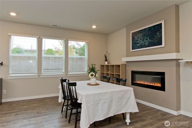 28252 33rd Place S, Auburn, WA 98001