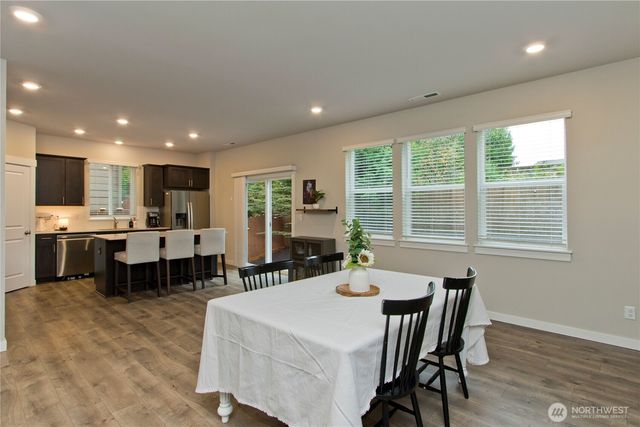 28252 33rd Place S, Auburn, WA 98001