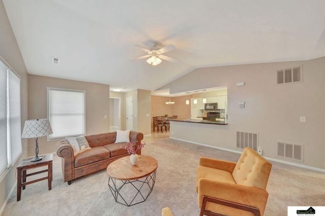 1848 W S Street, Lincoln, NE 68528