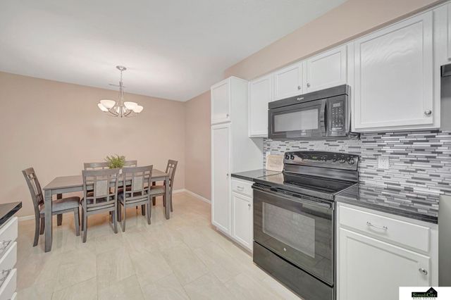 1848 W S Street, Lincoln, NE 68528