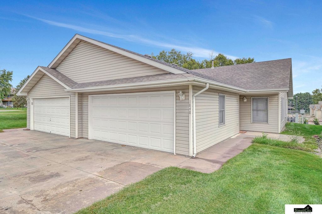 1848 W S Street, Lincoln, NE 68528
